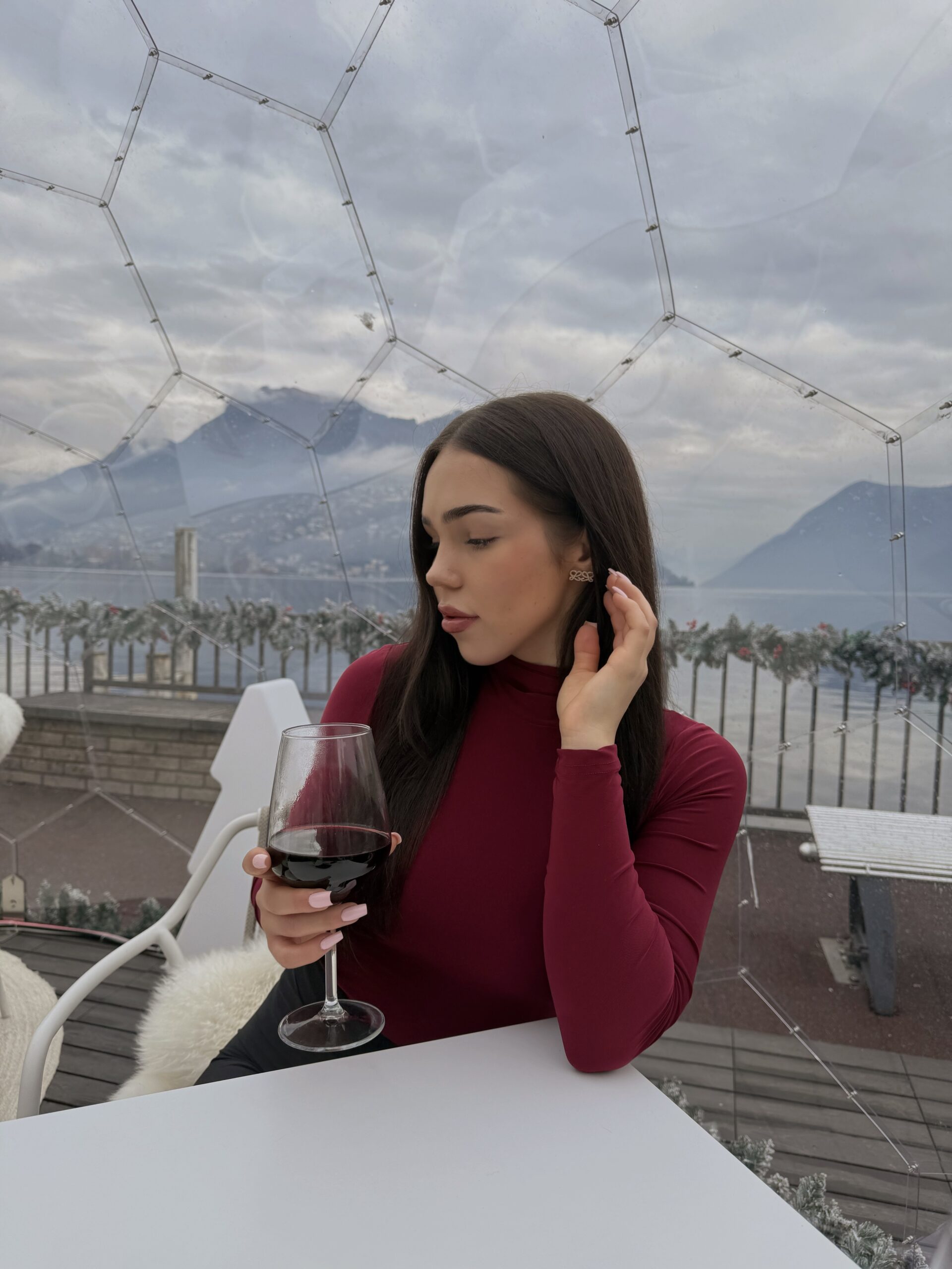 0CA27A76-DE43-4318-8E4C-40B11DF89A54