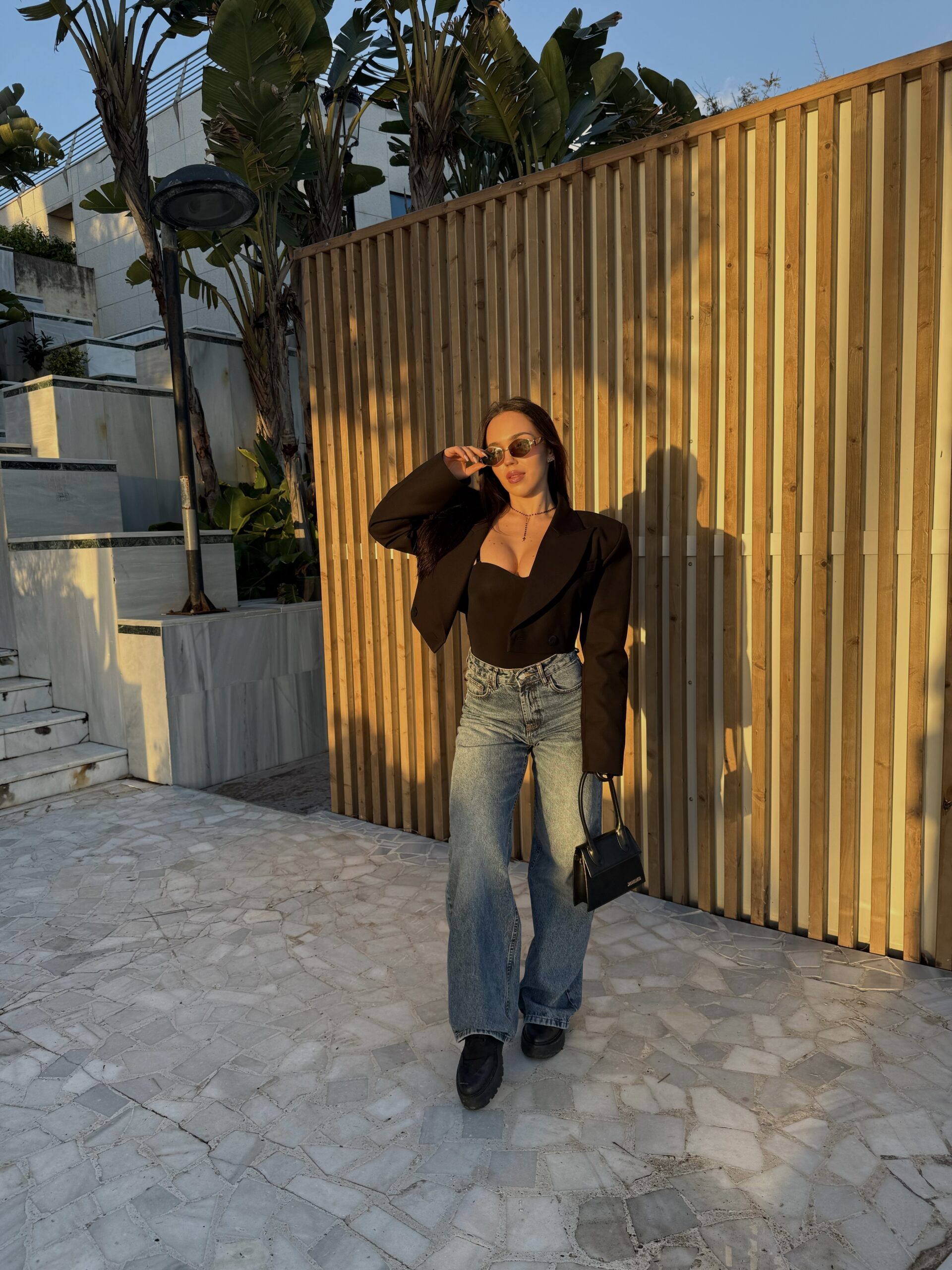 4E6414F8-CAF1-4C04-B805-784EE3CAB047