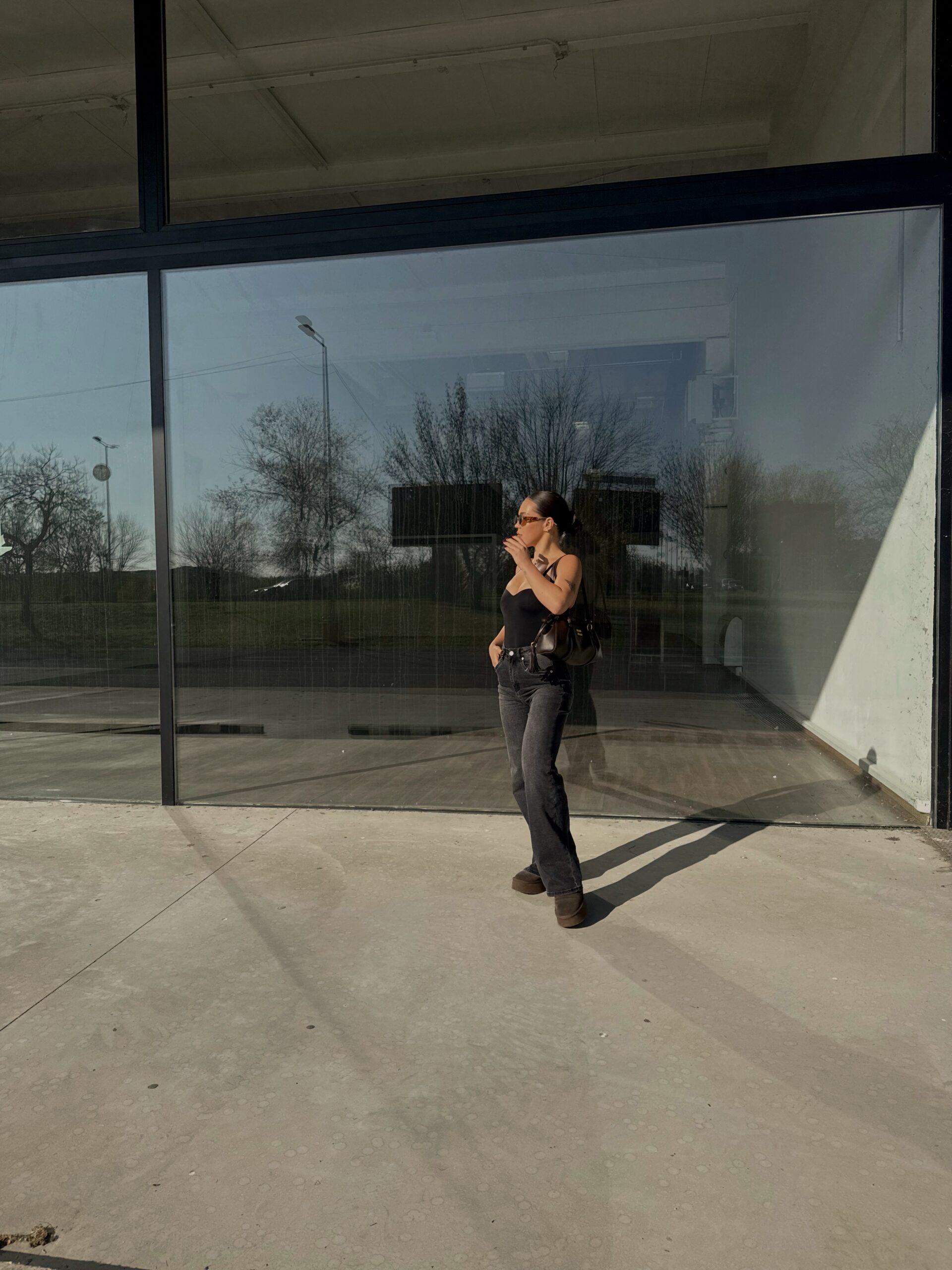 697748EF-3710-4D19-BA11-B35053B9B72B