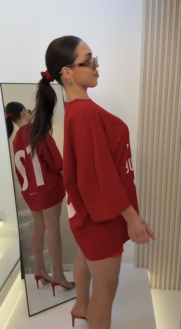 Red Statement 01 T-shirt